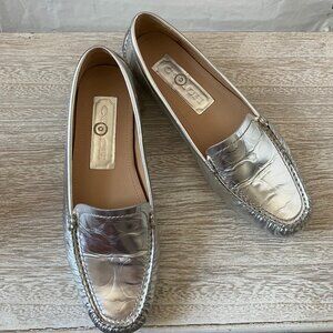 COACH silver metallic slip-on loafers moccasin driving shoe s6 NWOB